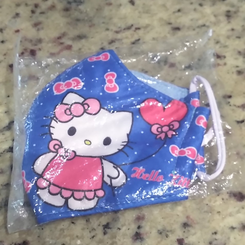 GIRLS HELLO KITTY FACE MASK 🎭